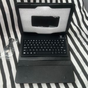 Tablet‎ keyboard